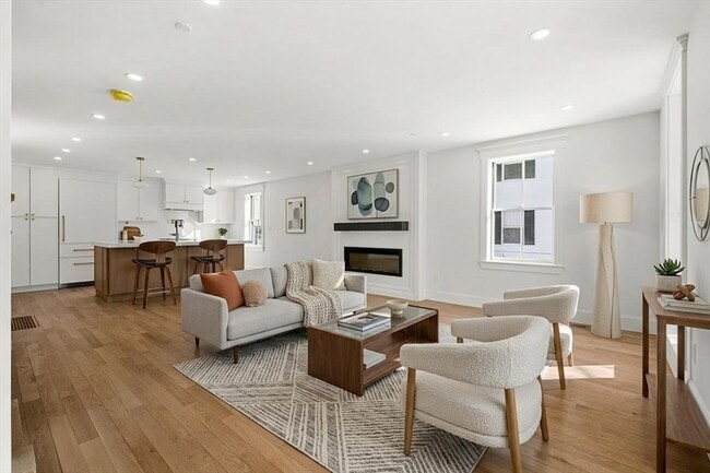 309 Broadway in Cambridge, MA - Building Photo - Building Photo