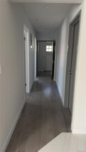 175-02 Jewel Ave in Queens, NY - Building Photo - Building Photo