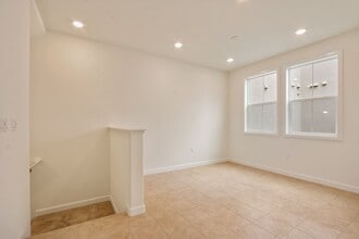 18377 Iris Ln in Yorba Linda, CA - Building Photo - Building Photo