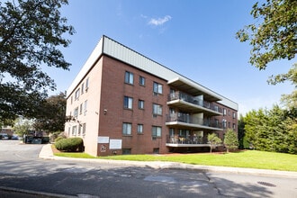 Rainbow House in Farmingdale, NY - Building Photo - Building Photo