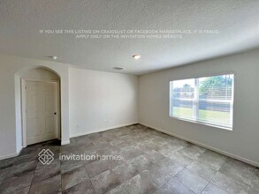 474 SW Eyerly Ave in Port St. Lucie, FL - Building Photo - Building Photo