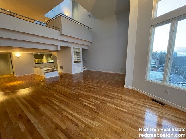 27 Bay State Rd, Unit 6 in Boston, MA - Foto de edificio - Building Photo