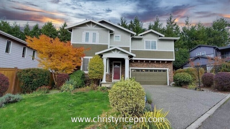 27440 254th Ct SE in Maple Valley, WA - Building Photo