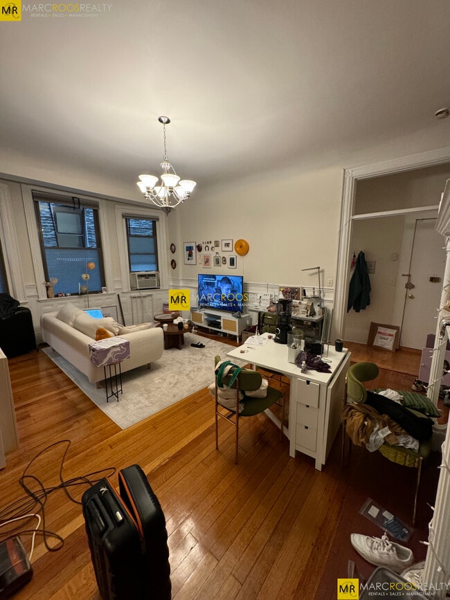 property at 362 Commonwealth Ave