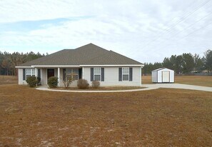 3749 Old Pine Rd in Valdosta, GA - Building Photo