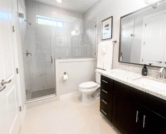 property at 1611 Crockett St