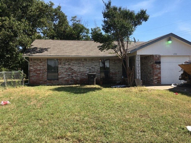 6500 Ellis Rd in Fort Worth, TX - Foto de edificio