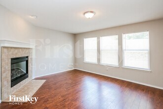 524 King St in Cedar Hill, TX - Foto de edificio - Building Photo