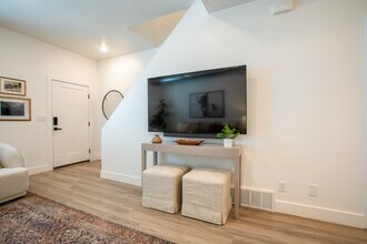 909 Euclid Ave in Salt Lake City, UT - Building Photo - Building Photo