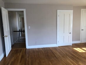 799 Elm St in Milford, NH - Building Photo - Building Photo