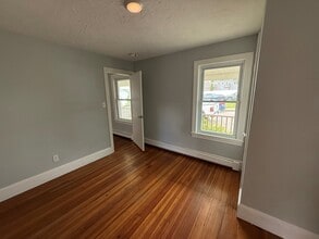 1 Hamilton St, Unit 1 in Plymouth, MA - Building Photo - Building Photo