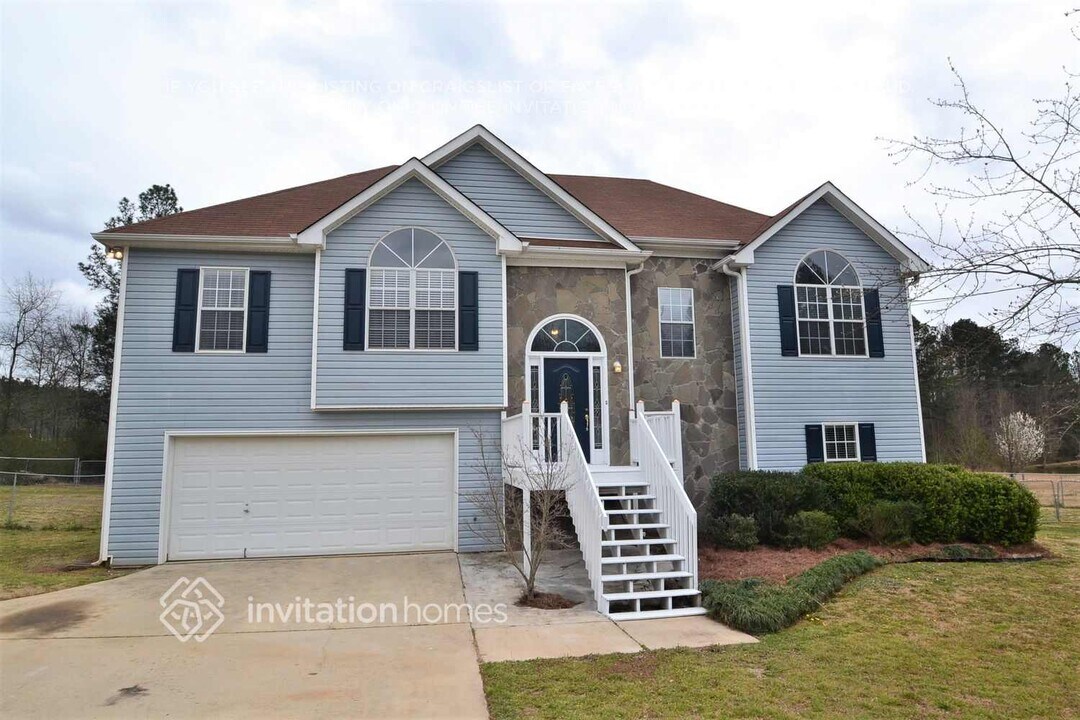 209 Abigaile Ct in Mcdonough, GA - Building Photo