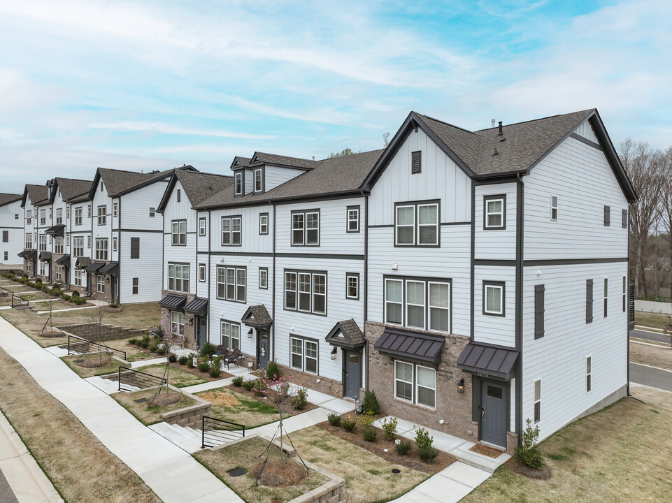 Abode at Reids Cove in Mooresville, NC - Building Photo