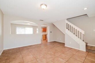 1239 Heather Lake Dr, Unit 0611 in Orlando, FL - Building Photo - Building Photo