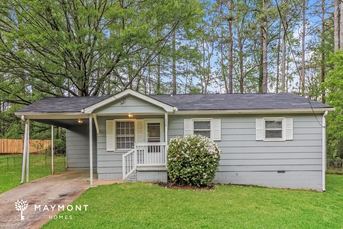 2020 Sanders Dr in Austell, GA - Building Photo