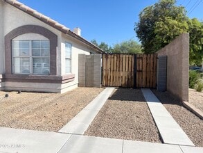 7504 W Jenan Dr in Peoria, AZ - Building Photo - Building Photo