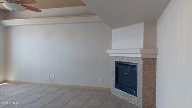 3808 Tierra Allen Pl in El Paso, TX - Building Photo - Building Photo