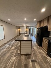 3127 Greenfield Rd in Pearl, MS - Foto de edificio - Building Photo