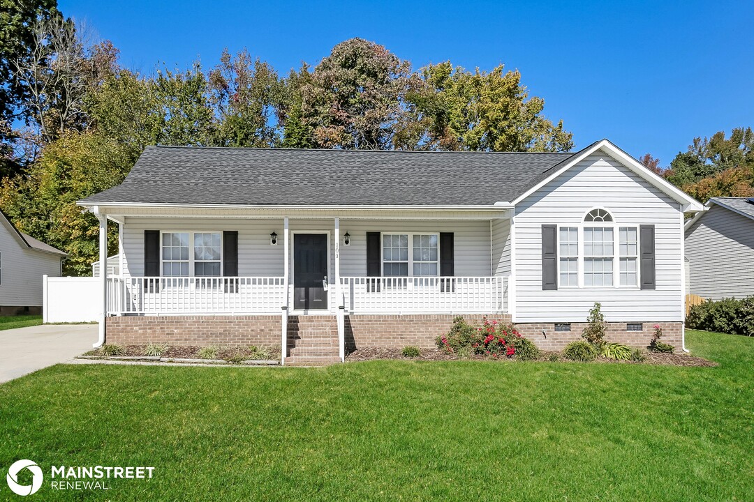 103 Tricia Ct in Thomasville, NC - Building Photo