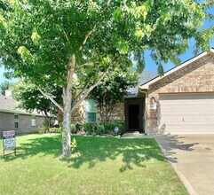 3605 Chapel Hill Lane in Denton, TX - Building Photo - Building Photo