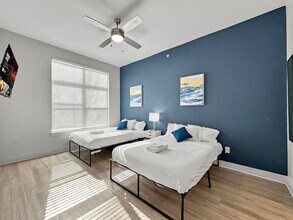 310 N Malcolm X Blvd in Dallas, TX - Building Photo - Building Photo