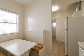 1718 Loma Dr in Hermosa Beach, CA - Building Photo - Building Photo