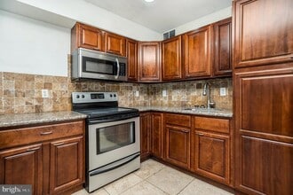 2027 N 15th St in Philadelphia, PA - Building Photo - Building Photo