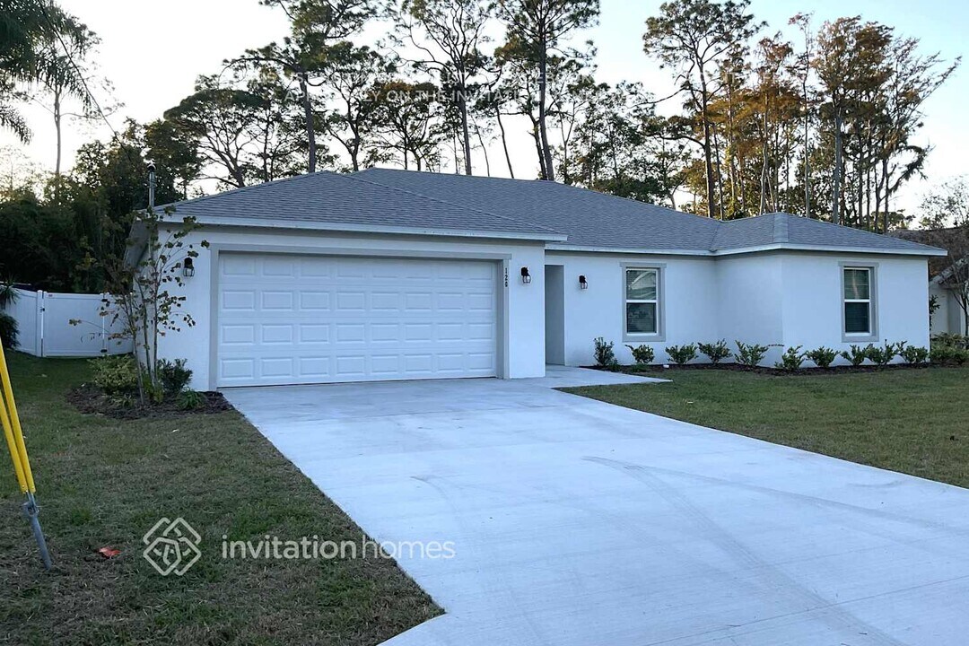 120 Foster Ln in Palm Coast, FL - Building Photo