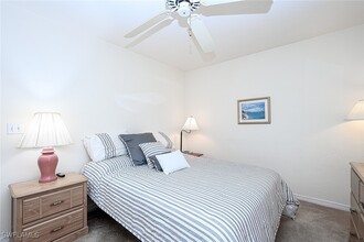 565 Beachwalk Cir in Naples, FL - Building Photo - Building Photo