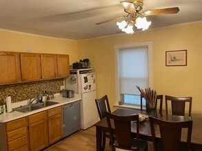 1708 S Clinton St, Unit #2 in Chicago, IL - Building Photo - Building Photo