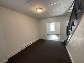 141 E Maple St in York, PA - Building Photo - Building Photo