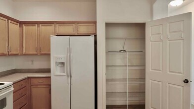 2918 N 1310 W, Unit D-3 in Lehi, UT - Foto de edificio - Building Photo