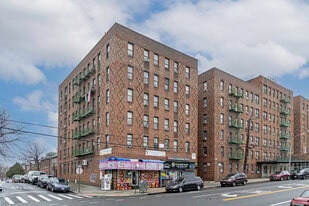 655 Burke Ave in Bronx, NY - Building Photo