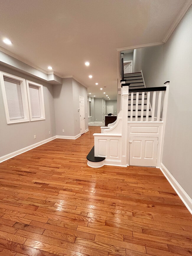 620 Elkins Ave in Philadelphia, PA - Building Photo - Building Photo