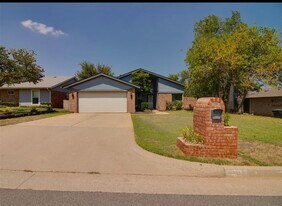 6705 Bayberry Dr in Oklahoma City, OK - Building Photo