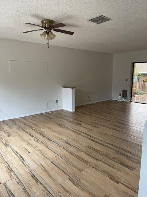 3322 Briarwood Ln in Safety Harbor, FL - Building Photo - Building Photo