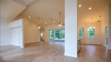 3660 31st Ave SW in Naples, FL - Building Photo - Building Photo
