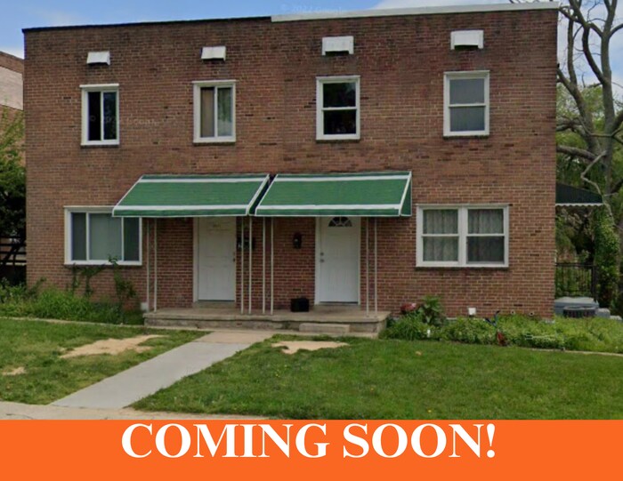 8525 Chestnut Oak Rd in Parkville, MD - Building Photo