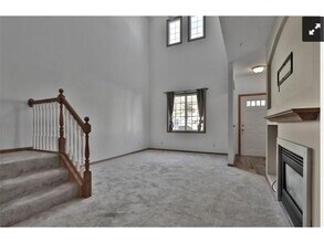 13903 Erwin Ct in Eden Prairie, MN - Foto de edificio - Building Photo