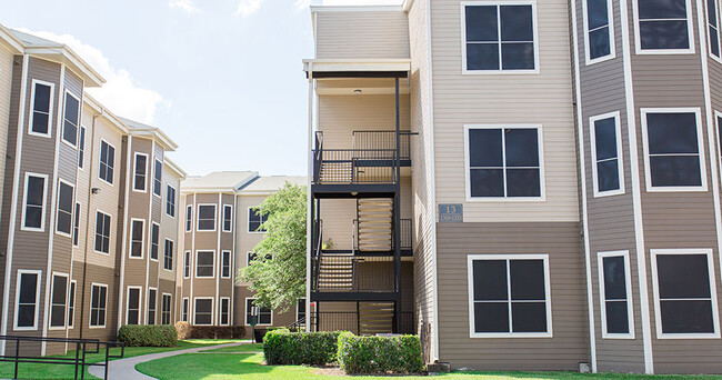 Concord at Allendale Apartments in Houston, TX - Building Photo - Building Photo