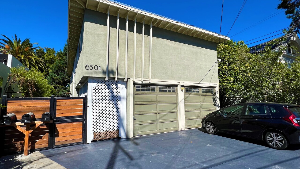 6501 Raymond St, Unit 1 in Oakland, CA - Building Photo