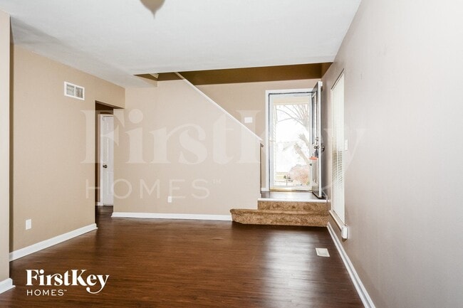 2711 Liberty Landing Ct in Florissant, MO - Building Photo - Building Photo