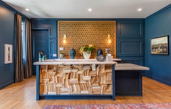 Sheldon Park in Columbus, OH - Building Photo - Interior Photo