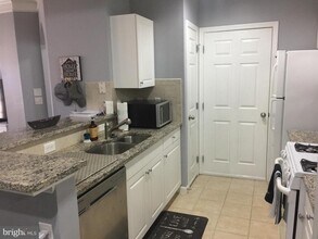 503 Sunset View Terrace SE-Unit -102 in Leesburg, VA - Building Photo - Building Photo