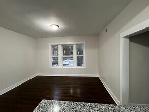 4108 W Henderson St in Chicago, IL - Building Photo - Building Photo