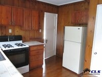 503 Hulman St photo'