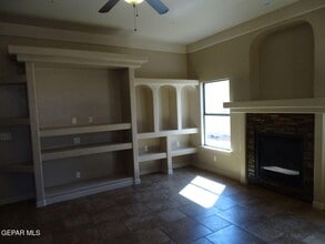 3309 Garden Point Dr in El Paso, TX - Building Photo - Building Photo