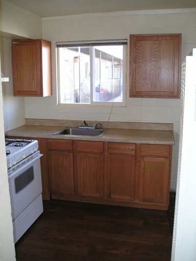 1560 Mill St in Reno, NV - Building Photo - Interior Photo