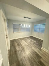 1020 N 74th Way in Hollywood, FL - Building Photo - Building Photo
