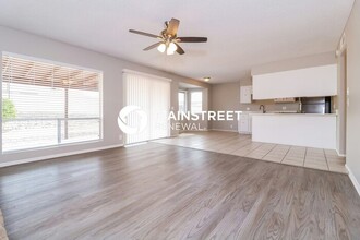 10003 N 87th Dr in Peoria, AZ - Building Photo - Building Photo